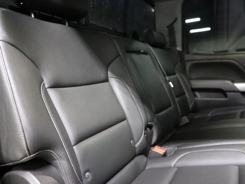 Used 2018 Chevrolet Silverado 1500 LT w/ Texas Edition image 27