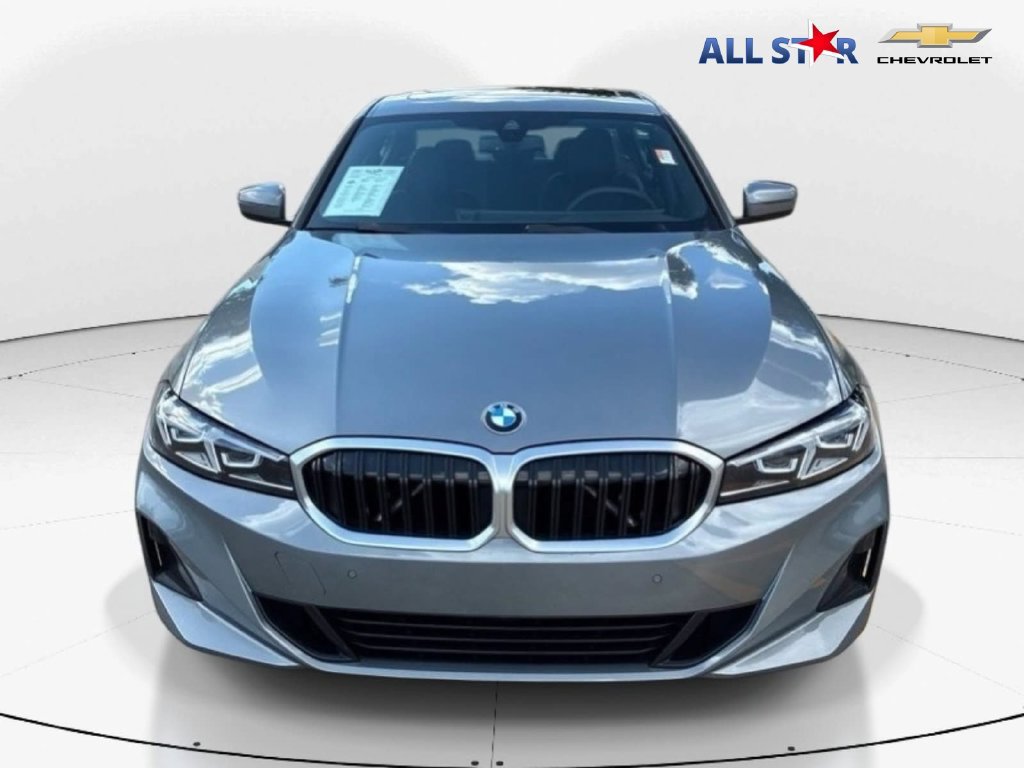 Used 2025 BMW 330i Sedan RWD image 2