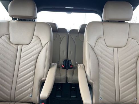 Certified 2025 Kia Sorento SX Prestige w/ Olive Brown Leather Package image 38