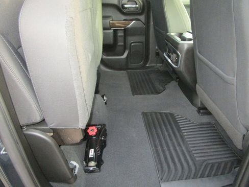 Used 2021 GMC Sierra 1500 Elevation image 23