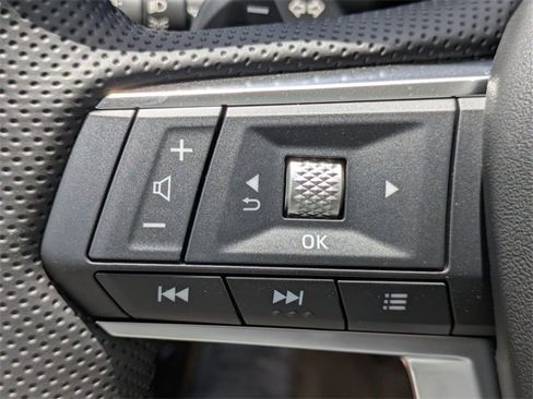 New 2025 Mitsubishi Outlander SE image 26