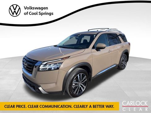 Used 2024 Nissan Pathfinder Platinum w/ Cargo Package FWD image 1