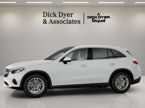 Used 2026 Mercedes-Benz GLC 300 image 26
