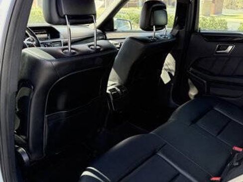 Used 2013 Mercedes-Benz E 350 4MATIC Sedan w/ Premium 1 Pkg image 22