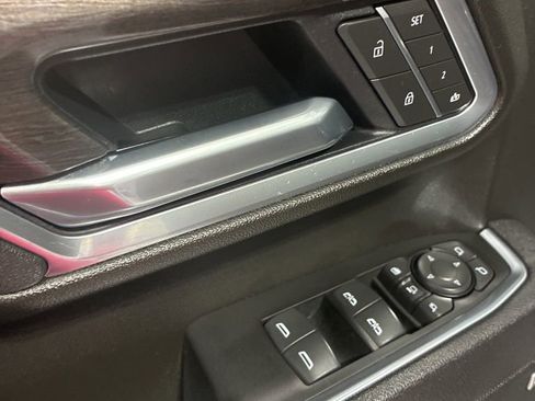 Used 2025 Chevrolet Silverado 2500 LTZ w/ LTZ Premium Package AWD/4WD image 21