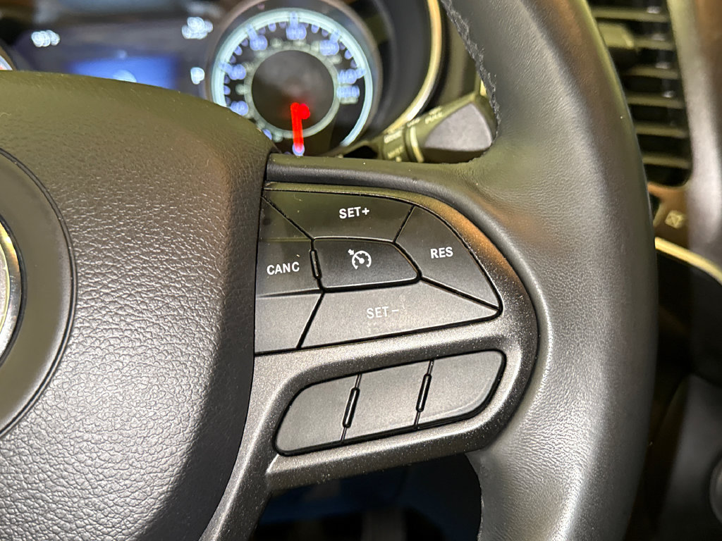Used 2020 Jeep Grand Cherokee Altitude AWD/4WD image 30