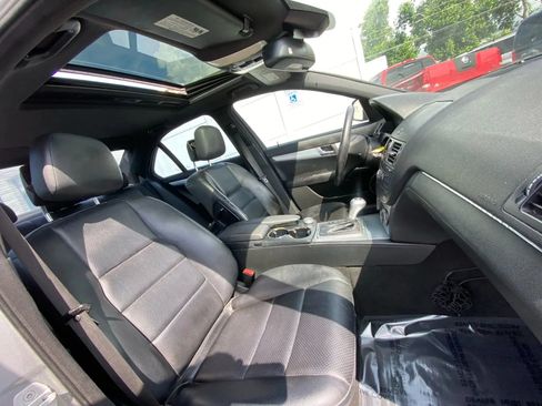 Used 2008 Mercedes-Benz C 300 Sedan image 9