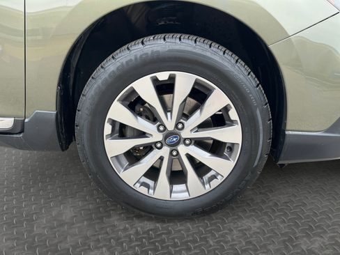 Used 2019 Subaru Outback 3.6R Touring w/ Popular Package #3A AWD/4WD image 13