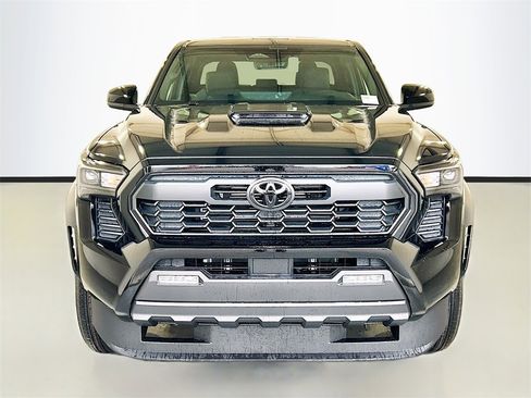 New 2026 Toyota Tacoma TRD Sport image 2