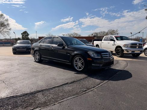 Used 2012 Mercedes-Benz C 250 Sedan image 7