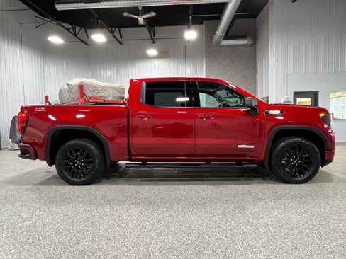 Certified 2024 GMC Sierra 1500 Elevation w/ LPO, Elevation Black Package image 7