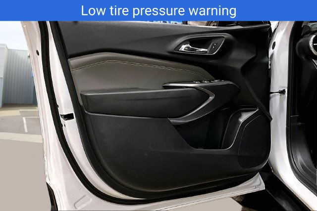 Certified 2024 Chevrolet Trax ACTIV w/ Sunroof Package FWD image 20