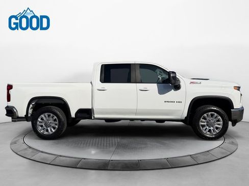 Used 2021 Chevrolet Silverado 2500 LT w/ Z71 Off-Road Package image 6