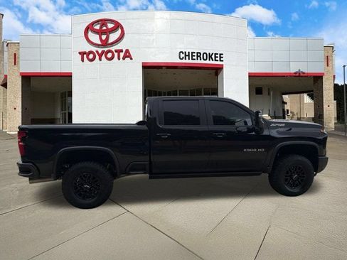 Used 2026 Chevrolet Silverado 2500 ZR2 AWD/4WD image 4