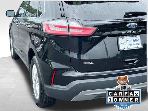 Used 2021 Ford Edge SEL w/ Convenience Package image 5