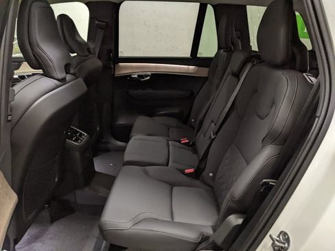 New 2025 Volvo XC90 T8 Plus w/ Protection Package Premier image 23