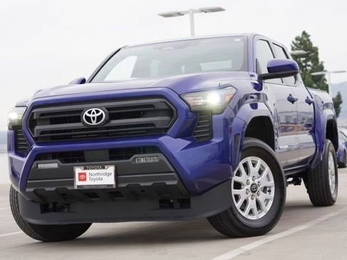 Used 2024 Toyota Tacoma SR5 image 3