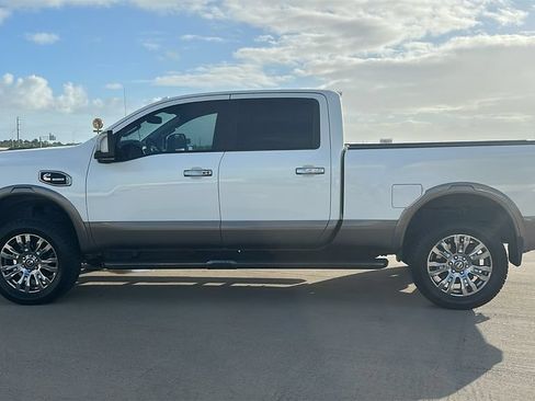 Used 2019 Nissan Titan Platinum Reserve w/ Platinum Utility Package AWD/4WD image 11