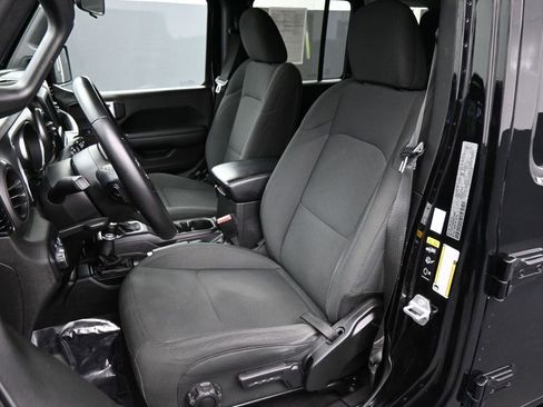 Used 2021 Jeep Wrangler Unlimited Sport AWD/4WD image 13