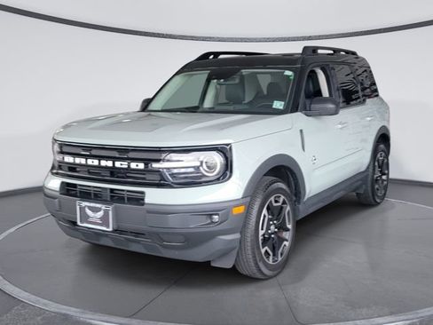 Used 2024 Ford Bronco Sport Outer Banks w/ Tech Package AWD/4WD image 4