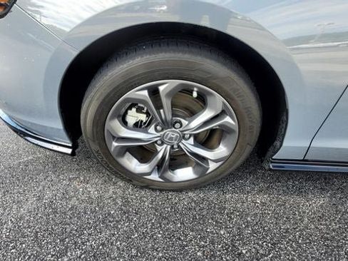 Used 2023 Honda Accord EX-L image 7
