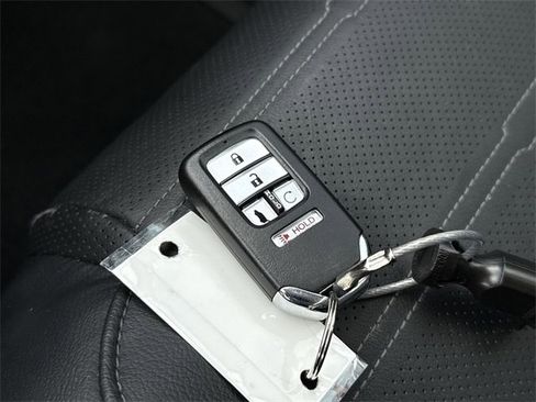 Used 2020 Honda CR-V Touring image 30