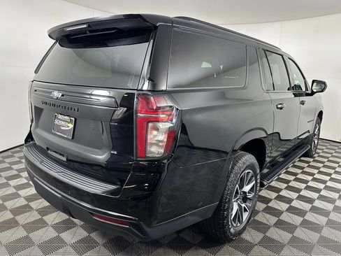 Used 2024 Chevrolet Suburban Z71 AWD/4WD image 5