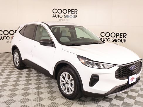 Used 2024 Ford Escape Active FWD image 1