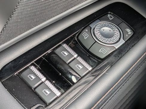 Used 2024 Lincoln Nautilus Reserve w/ Jet Appearance Package (87T) image 22