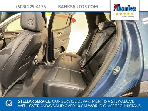 New 2026 Chevrolet Equinox LT w/ Convenience Package II AWD/4WD image 9