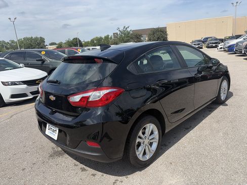 Used 2019 Chevrolet Cruze LS w/ LS Convenience Package FWD image 5