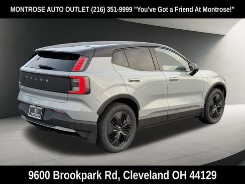 New 2026 Volvo EX30 Cross Country Ultra w/ Protection Package Premier AWD/4WD image 5