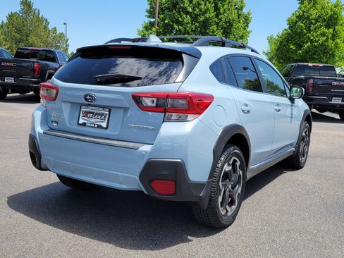 Used 2021 Subaru Crosstrek 2.5i Limited w/ Moonroof Package 2 AWD/4WD image 3