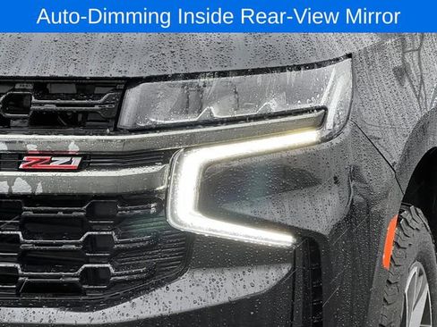 Used 2021 Chevrolet Suburban Z71 w/ Z71 Signature Package image 47