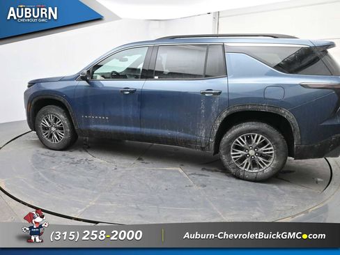 New 2026 Chevrolet Traverse LT image 14