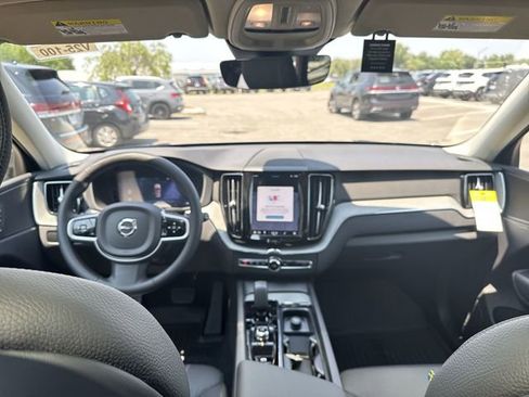 New 2025 Volvo XC60 B5 Plus w/ Protection Package Premier AWD/4WD image 21