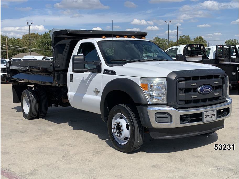 Used 2016 Ford F550 2WD Regular Cab Super Duty image 3