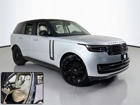 Used 2024 Land Rover Range Rover SE AWD/4WD image 2