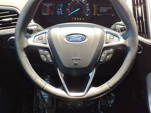 Used 2019 Ford Edge SEL w/ Equipment Group 201A AWD/4WD image 17