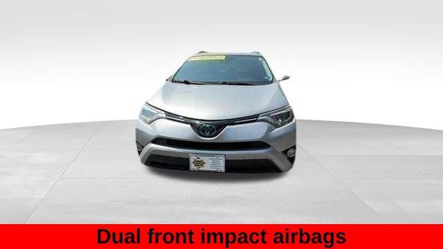 Used 2018 Toyota RAV4 Limited AWD/4WD image 39
