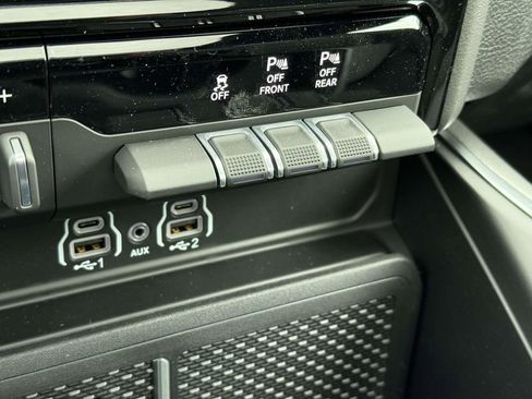 New 2026 RAM 1500 Big Horn AWD/4WD image 30