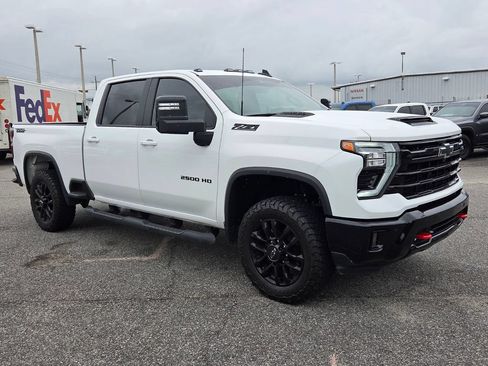 Certified 2025 Chevrolet Silverado 2500 LT w/ Trail Boss Package AWD/4WD image 17