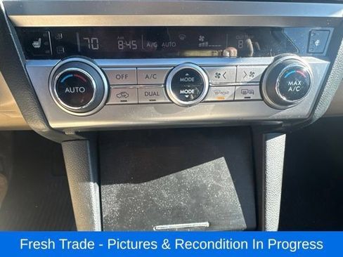 Used 2017 Subaru Outback 2.5i Premium AWD/4WD image 15