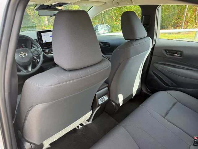 Used 2026 Toyota Corolla LE FWD image 22