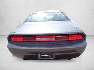 Used 2013 Dodge Challenger SXT RWD video 3