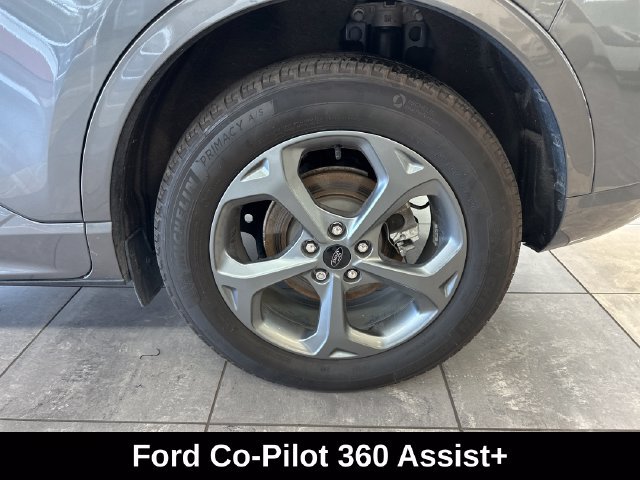 Used 2024 Ford Escape ST-Line w/ Tech Pack #1 AWD/4WD image 5