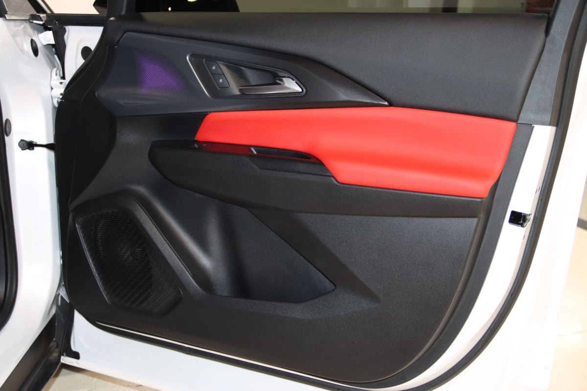 Used 2025 Chevrolet Equinox EV RS FWD image 61