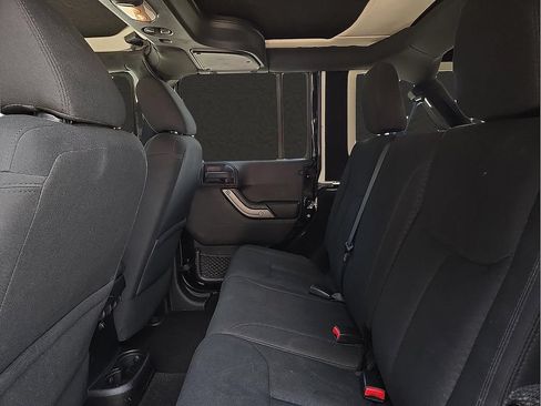 Used 2015 Jeep Wrangler Unlimited Sport w/ Quick Order Package 24S AWD/4WD image 9