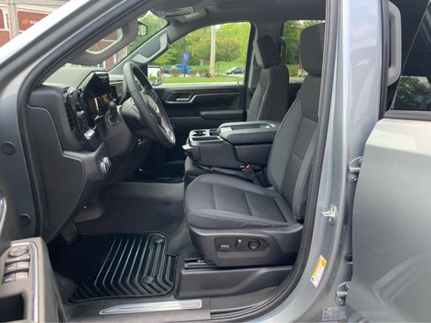 Used 2025 GMC Sierra 1500 Elevation AWD/4WD image 10