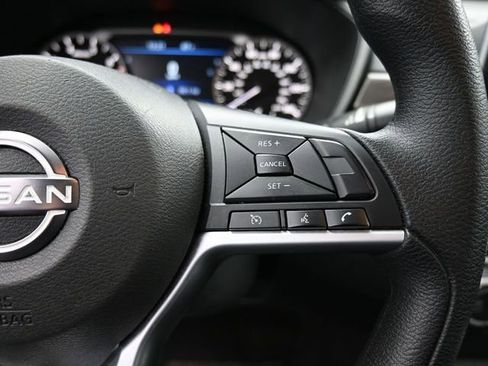 Used 2024 Nissan Altima 2.5 SV image 21